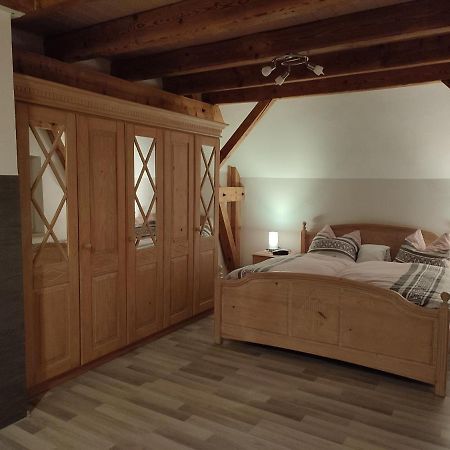 Sonnige Zimmer Hotel Eberhardzell Buitenkant foto